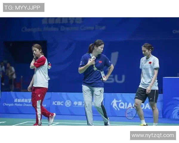 成都羽毛球队配合排名创新高引领全国羽坛新风潮